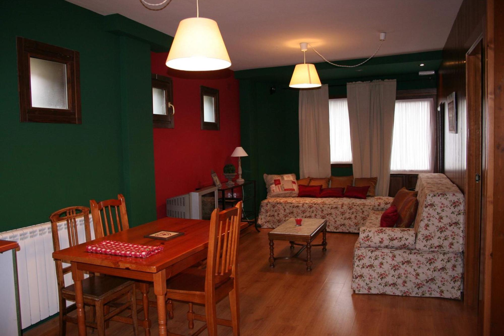 Hotel Boutique Balaitus Sallent de Gállego Esterno foto